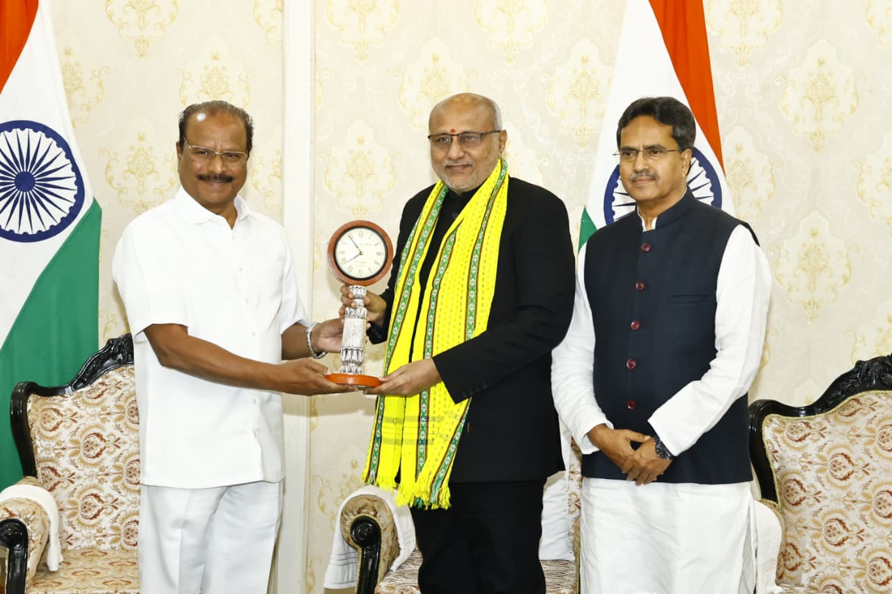 উপরাষ্ট্রপতির সম্মানে লোক ভবনে সাংস্কৃতিক অনুষ্ঠান