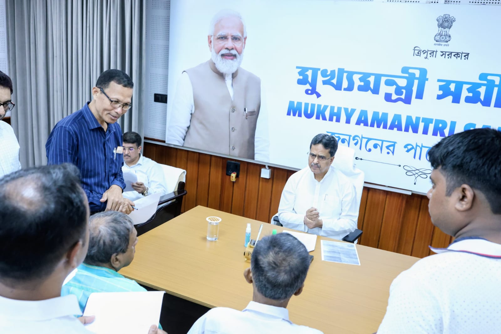 মুখ্যমন্ত্রী সমীপেষুর ৬৭তম পর্ব জনকল্যাণে কাজ করতে রাজ্য সরকার প্রতিশ্রুতিবদ্ধ: মুখ্যমন্ত্রী