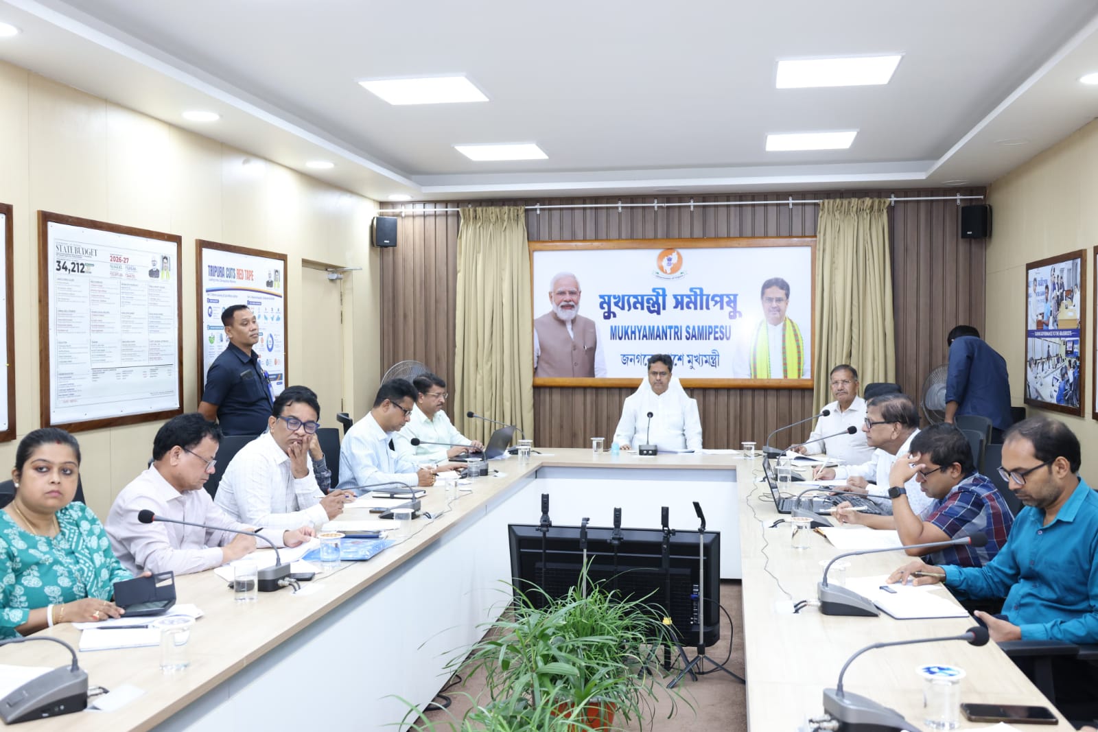 মুখ্যমন্ত্রী সমীপেষু কর্মসূচি, কোনও অবস্থাতেই যেন দূরবর্তী অঞ্চলের সাহায্য প্রার্থীরা বঞ্চিত না হন সেদিকে লক্ষ্য রাখতে হবে: মুখ্যমন্ত্রী