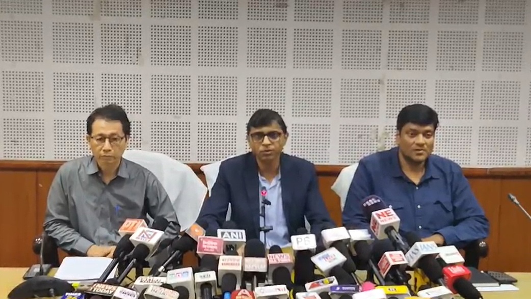 সাংবাদিক সম্মেলনে মুখ্য নির্বাচনী আধিকারিক, রাজ্যে এসআইআর কর্মসূচি শুরু হবে ৫ সেপ্টেম্বর থেকে চূড়ান্ত ভোটার তালিকা প্রকাশিত হবে ২৩ ডিসেম্বর