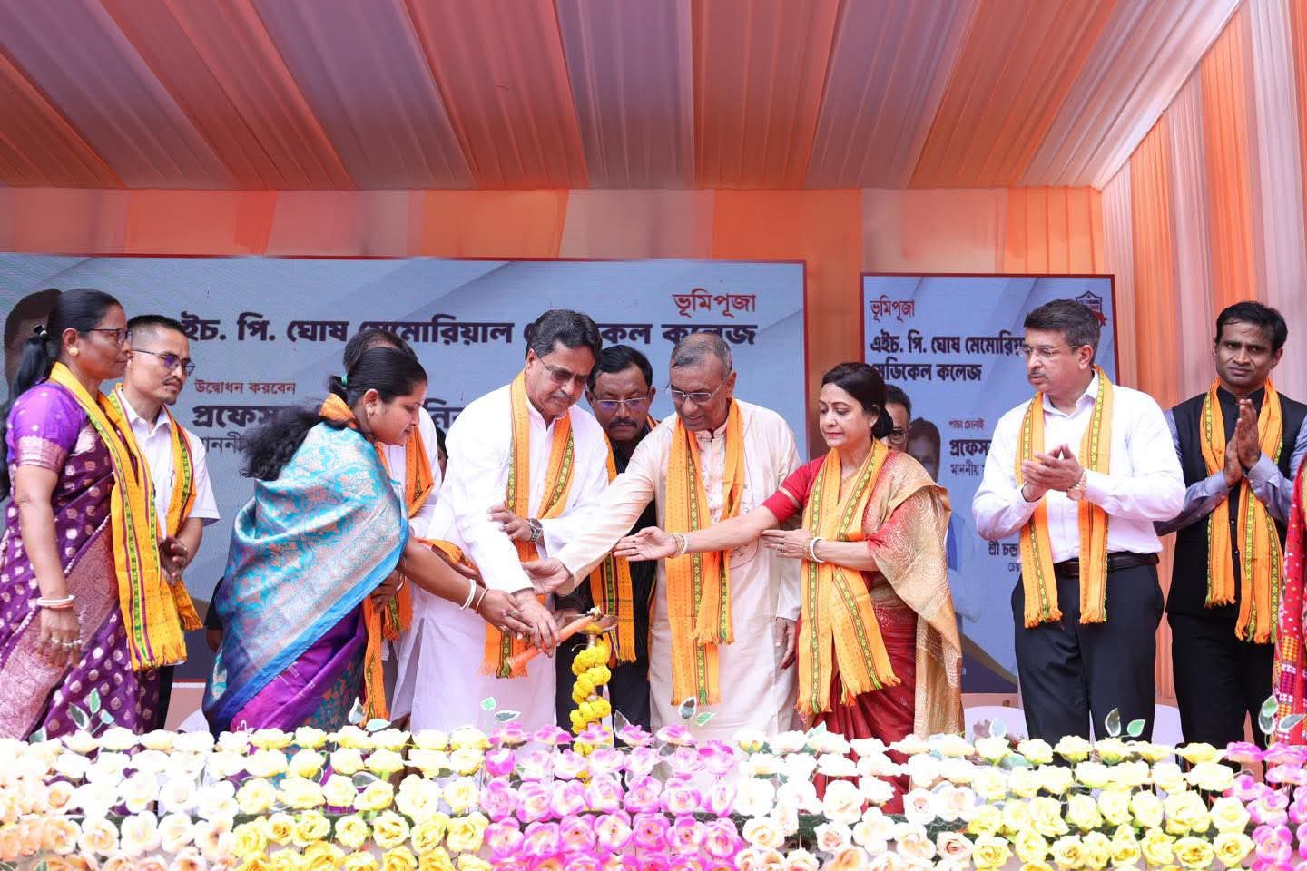 আমবাসার লালছড়ি এলাকায় এইচ পি ঘোষ ম্যামোরিয়্যাল মেডিক্যাল কলেজের ভিত্তিপ্রস্তর স্থাপন করে মুখ্যমন্ত্রী, সবকিছুই যেন আগরতলা কেন্দ্রিক না হয় তার চেষ্টা করছে রাজ্য সরকার