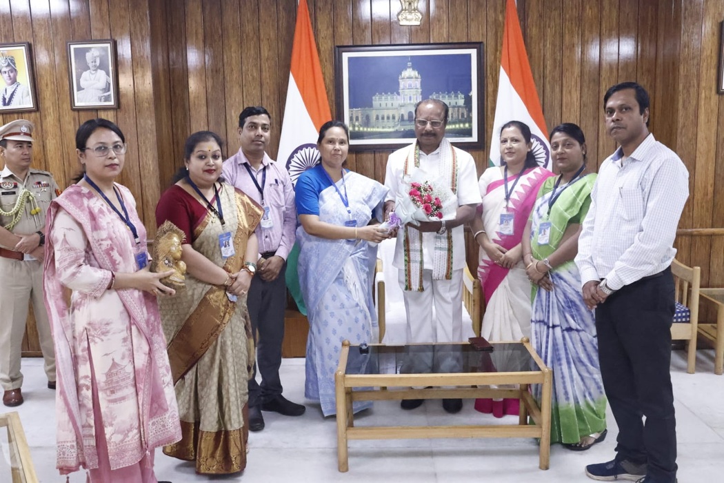 রাজ্যপালের সঙ্গে ত্রিপুরা শিশু অধিকার সুরক্ষা কমিশনের প্রতিনিধিদলের সৌজন্য সাক্ষাৎ